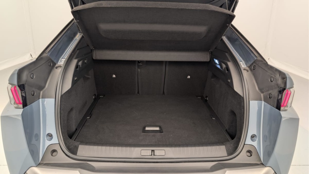 PEUGEOT 3008 Hybrid 145 e-DCS6 Allure - ref: 1-382505 - Photo 11