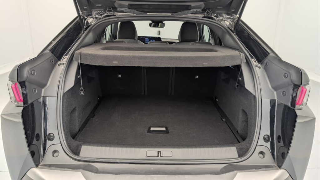 PEUGEOT 3008 Hybrid 145 e-DCS6 Allure - ref: 1-382508 - Photo 11