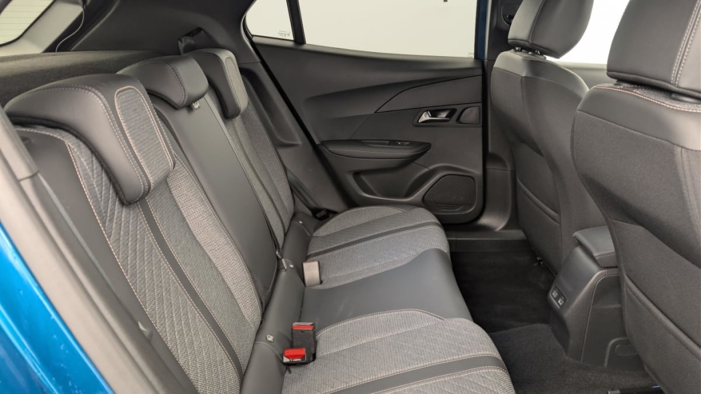 PEUGEOT 2008 100 S S BVM6 Allure - ref: 1-382570 - Photo 10