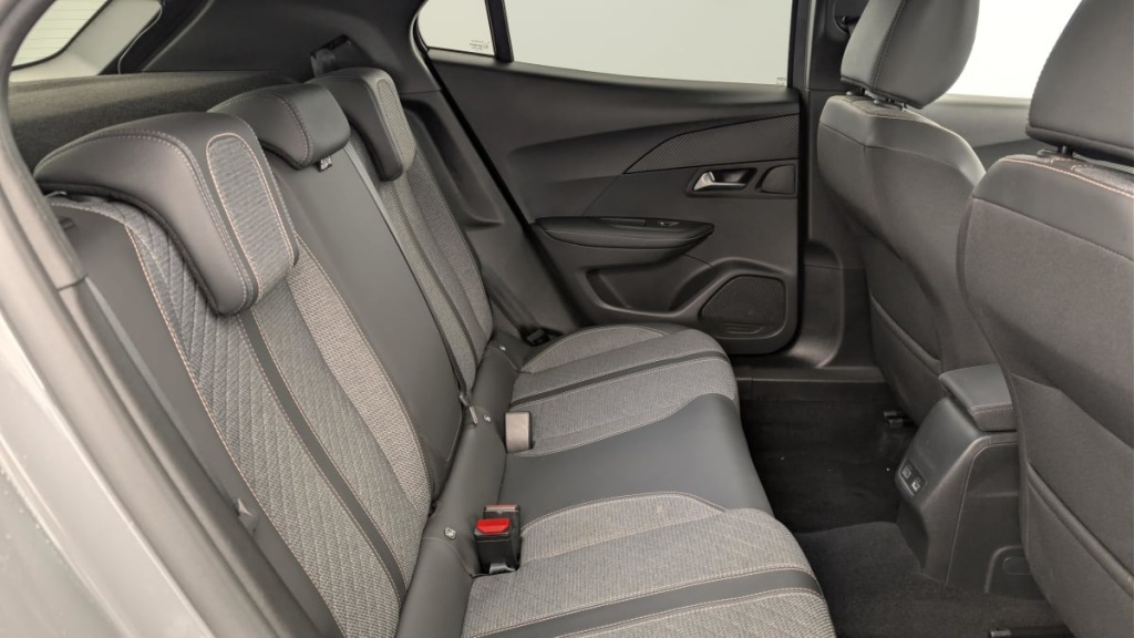 PEUGEOT 2008 100 S S BVM6 Allure - ref: 1-382575 - Photo 10