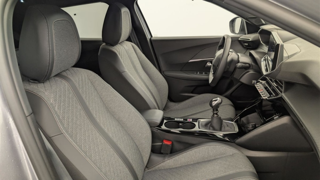 PEUGEOT 2008 100 S S BVM6 Allure - ref: 1-382589 - Photo 9