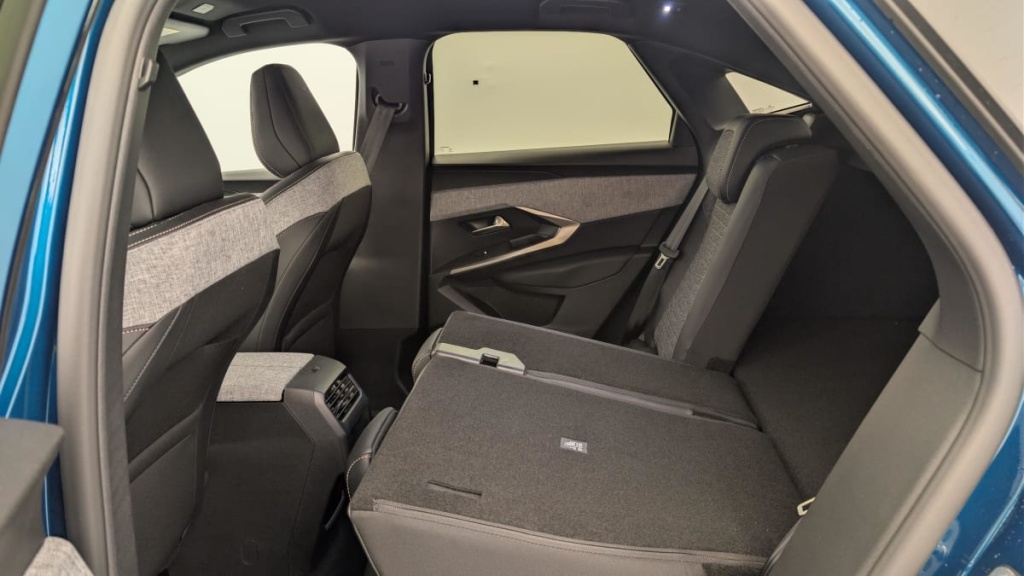 PEUGEOT 3008 Hybrid 145 e-DCS6 Allure - ref: 1-382730 - Photo 12