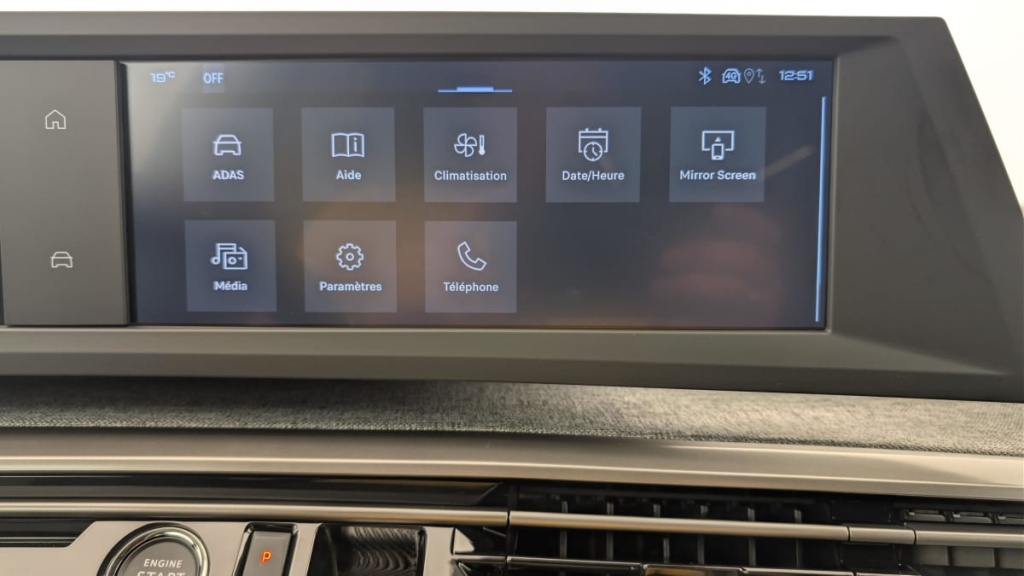 PEUGEOT 3008 Hybrid 145 e-DCS6 Allure - ref: 1-382730 - Photo 17