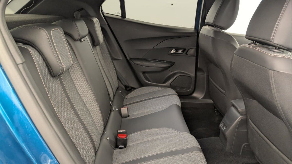 PEUGEOT 2008 100 S S BVM6 Allure - ref: 1-382889 - Photo 10