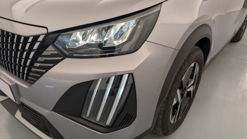 PEUGEOT 2008 100 S S BVM6 Allure - ref: 1-382894 - Photo 20