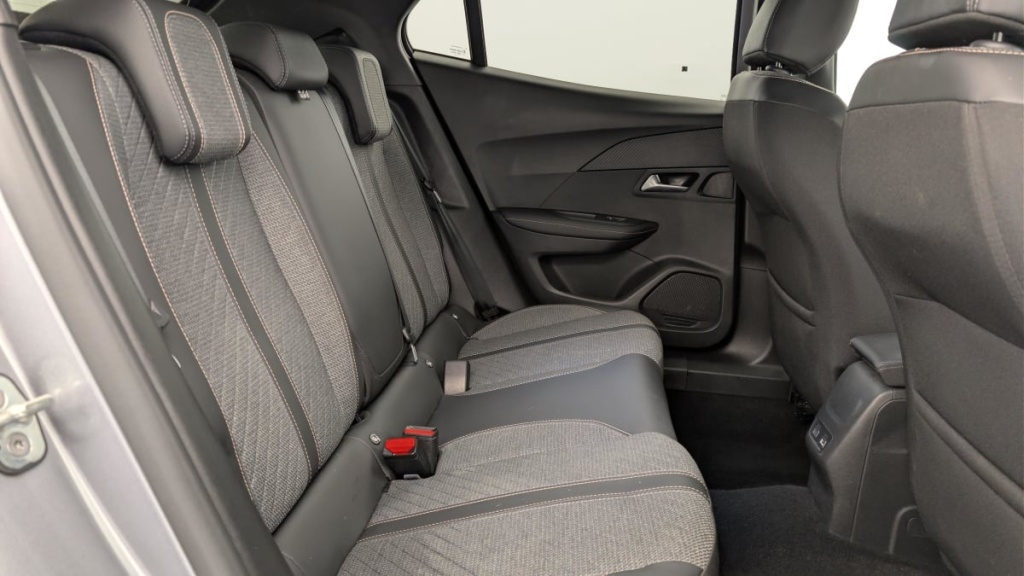 PEUGEOT 2008 100 S S BVM6 Allure - ref: 1-382895 - Photo 10