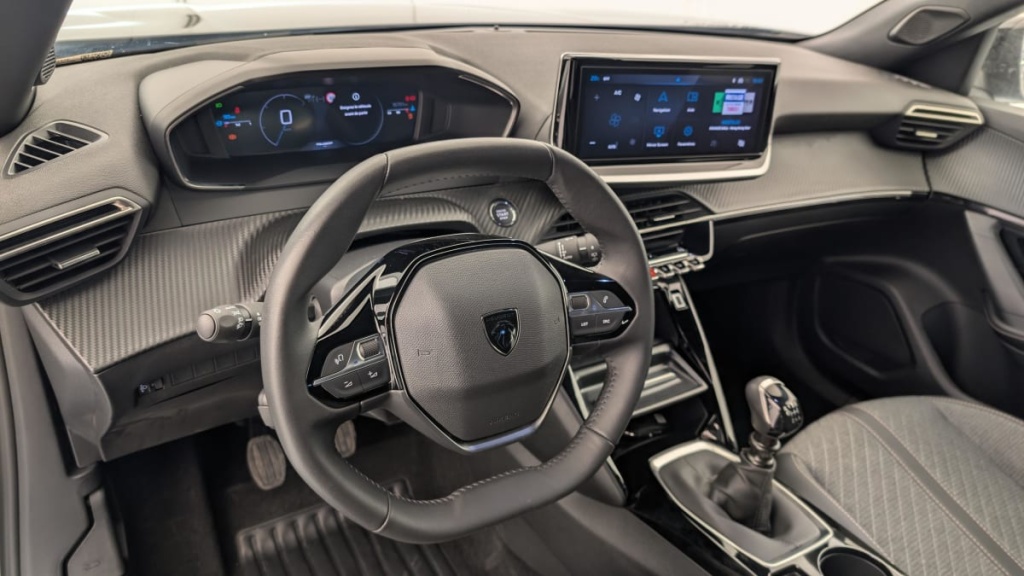 PEUGEOT 2008 100 S S BVM6 Allure - ref: 1-382941 - Photo 15