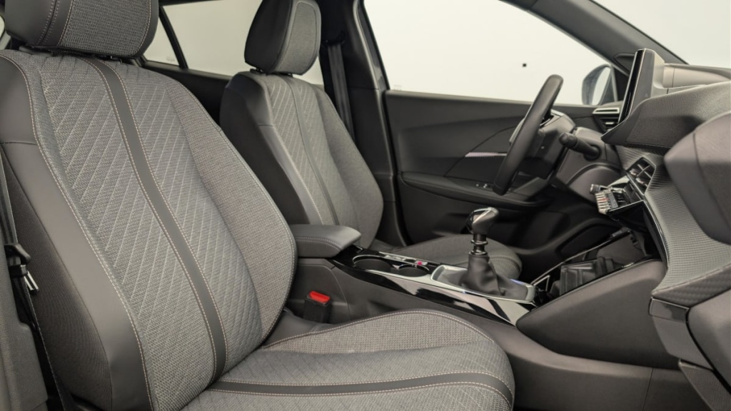 PEUGEOT 2008 100 S S BVM6 Allure - ref: 1-382941 - Photo 9