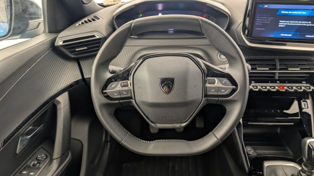 PEUGEOT 2008 100 S S BVM6 Allure - ref: 1-382993 - Photo 14