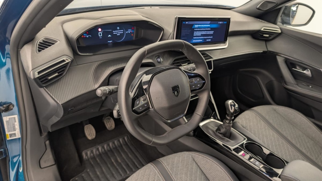 PEUGEOT 2008 100 S S BVM6 Allure - ref: 1-382993 - Photo 15