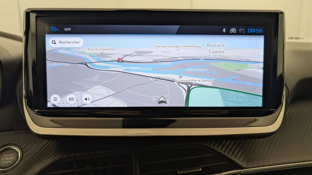 PEUGEOT 2008 Hybrid 145 e-DCS6 Allure - ref: 1-383010 - Photo 18