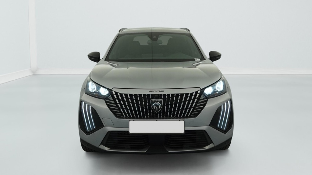 PEUGEOT 2008 Hybrid 145 e-DCS6 Allure - ref: 1-383010 - Photo 2