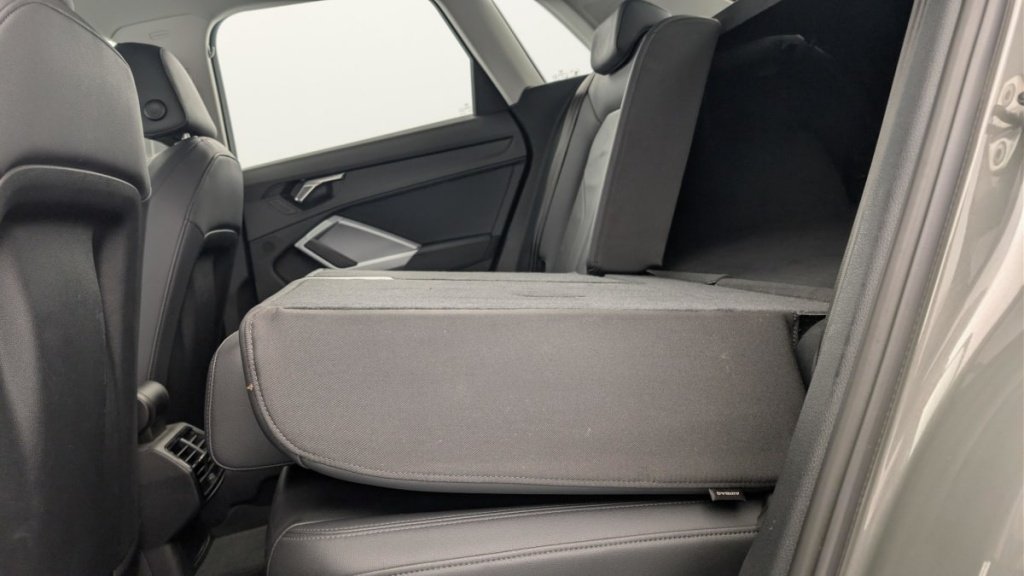 AUDI Q3 35 TDI 150 ch S tronic 7 Design - ref: 1-383385 - Photo 12