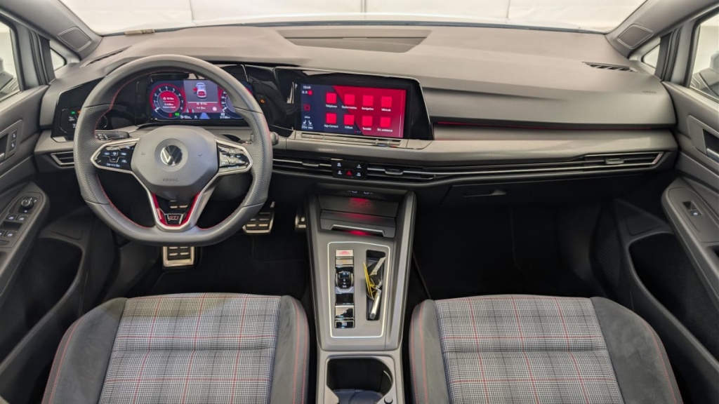 VOLKSWAGEN Golf 2.0 TSI 245 DSG7 GTI - ref: 1-383417 - Photo 13