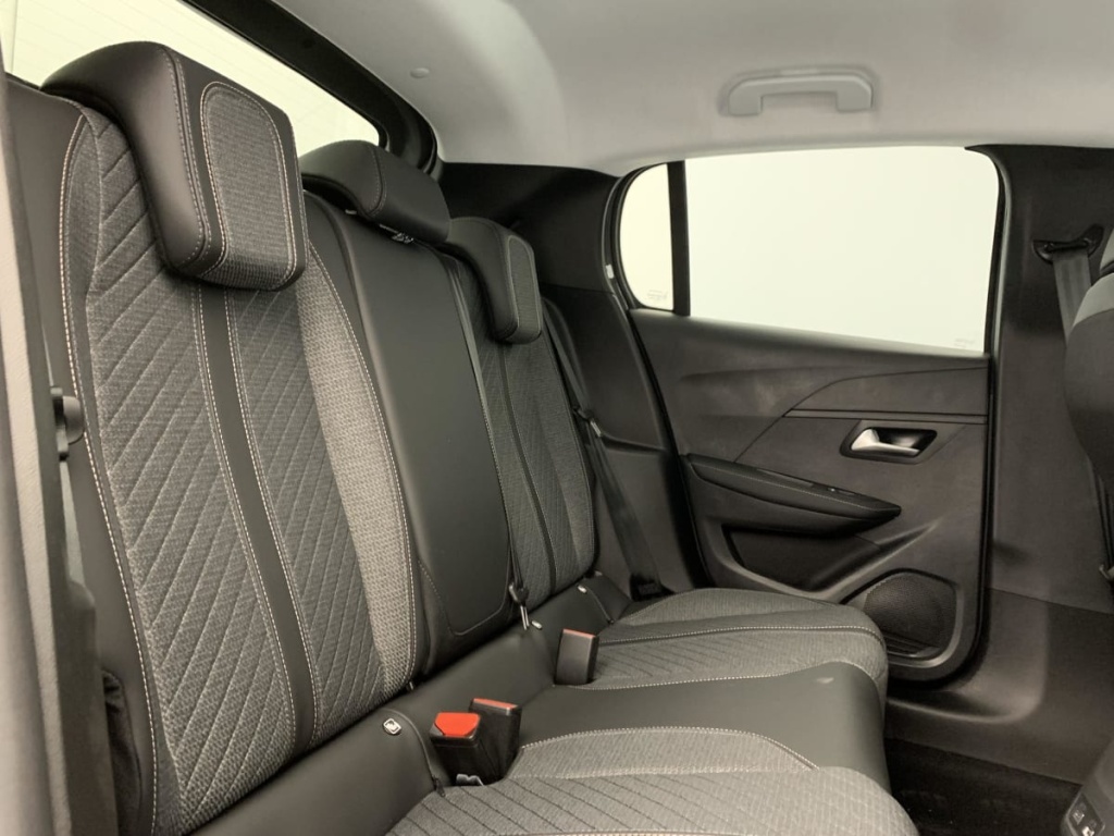 PEUGEOT 208 Hybrid 110 ch e-DCS6 Allure - ref: 1-383985 - Photo 10