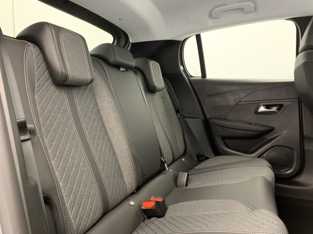 PEUGEOT 208 Hybrid 110 ch e-DCS6 Allure - ref: 1-384025 - Photo 10