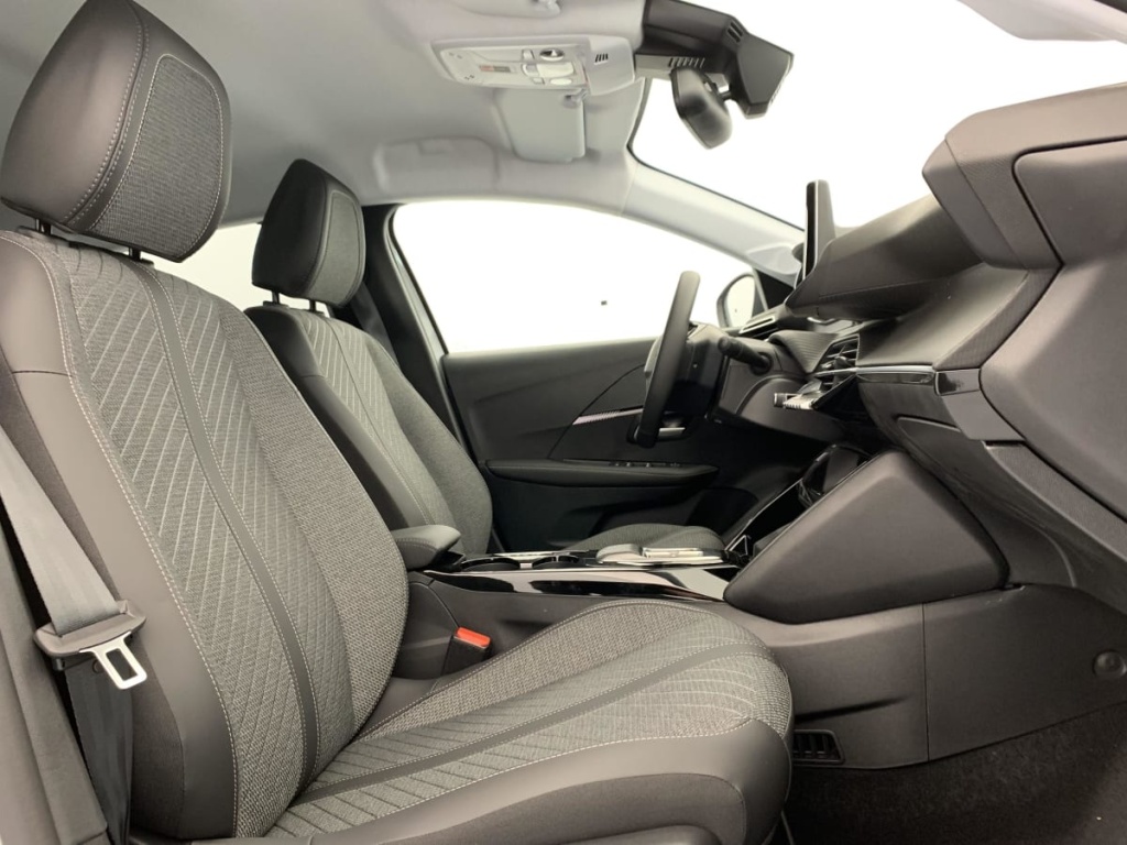 PEUGEOT 208 Hybrid 110 ch e-DCS6 Allure - ref: 1-384026 - Photo 9