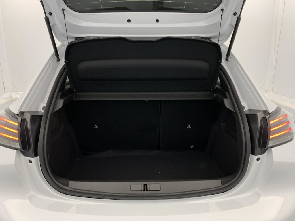 PEUGEOT 208 Hybrid 110 ch e-DCS6 Allure - ref: 1-384027 - Photo 11