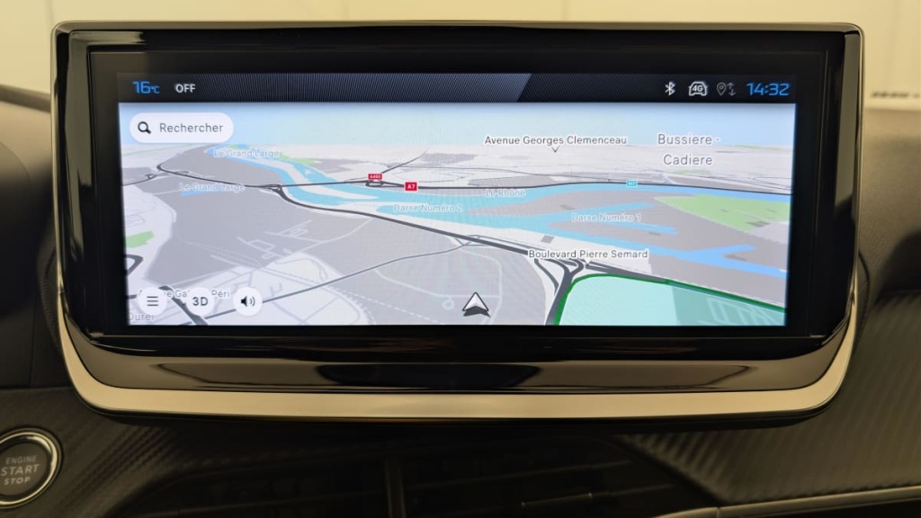 PEUGEOT 2008 100 S S BVM6 Allure - ref: 1-384439 - Photo 18