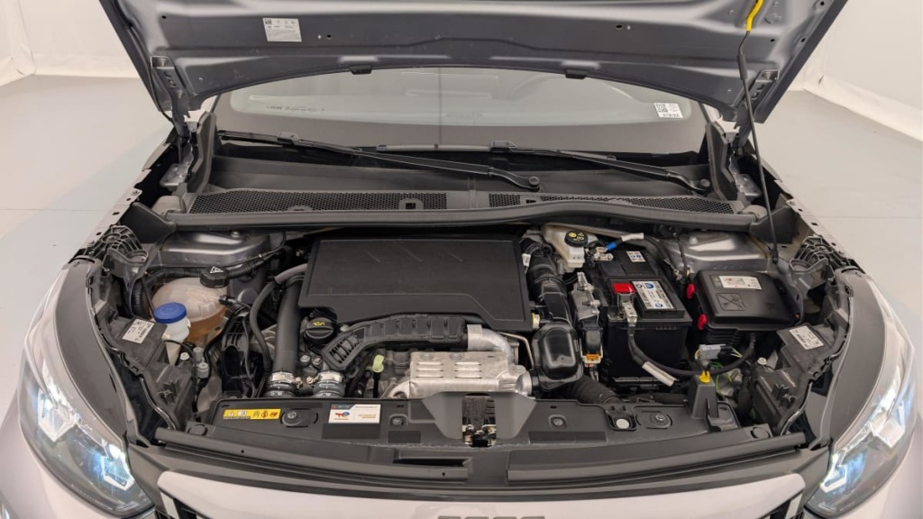 PEUGEOT 2008 100 S S BVM6 Allure - ref: 1-384440 - Photo 20