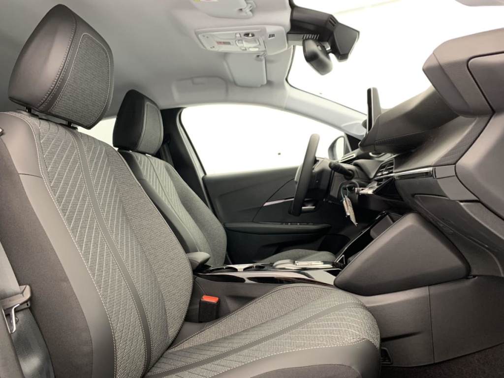 PEUGEOT 208 Hybrid 110 ch e-DCS6 Allure - ref: 1-384447 - Photo 9