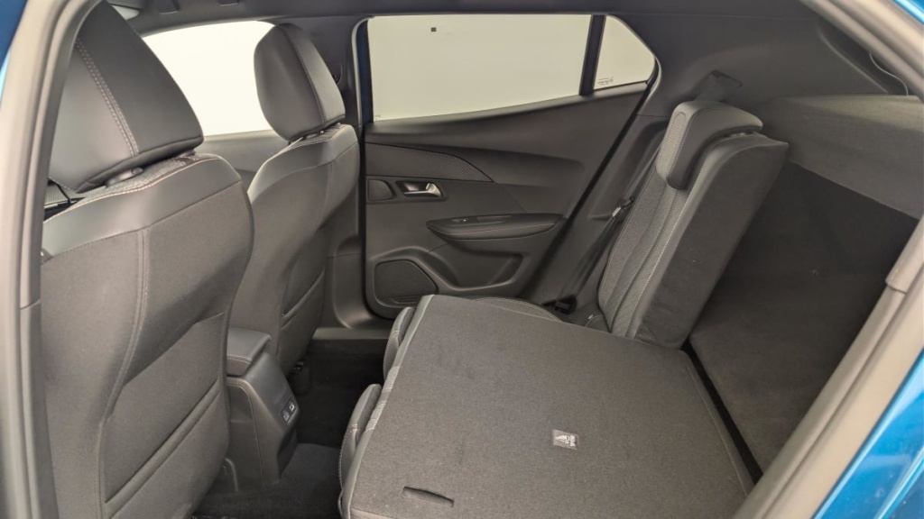 PEUGEOT 2008 100 S S BVM6 Allure - ref: 1-384478 - Photo 12