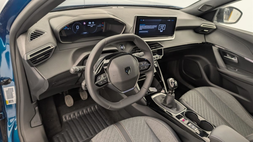 PEUGEOT 2008 100 S S BVM6 Allure - ref: 1-384562 - Photo 15