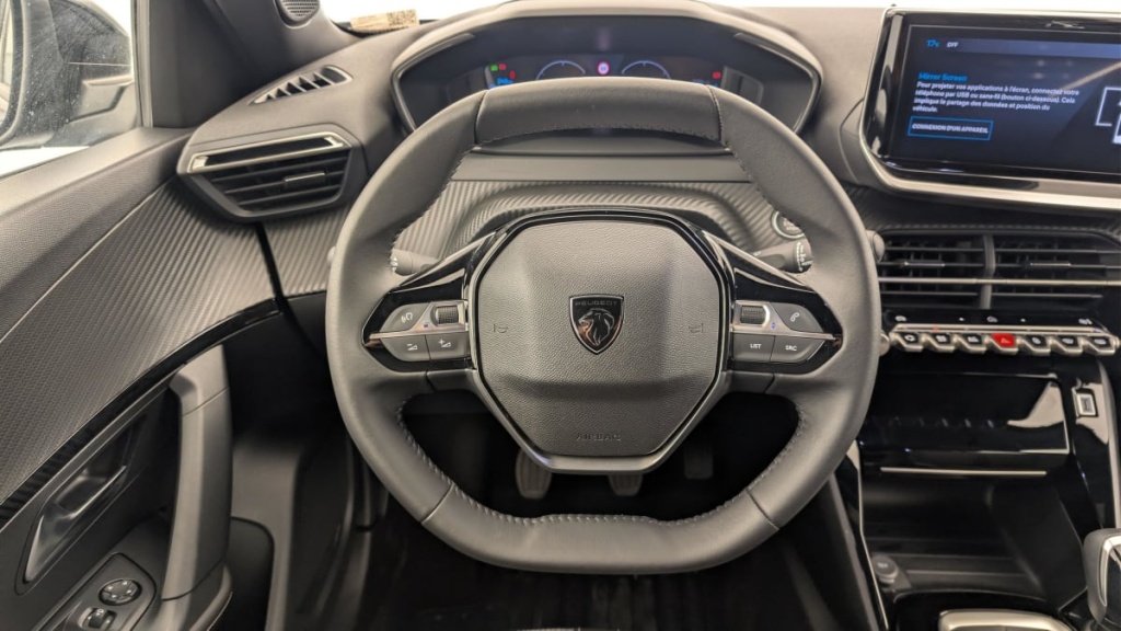 PEUGEOT 2008 100 S S BVM6 Allure - ref: 1-384638 - Photo 14