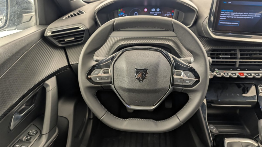 PEUGEOT 2008 100 S S BVM6 Allure - ref: 1-384681 - Photo 14