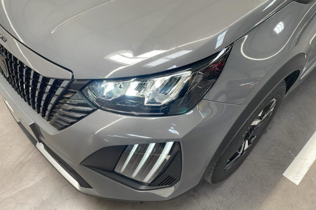 PEUGEOT 2008 100 S S BVM6 Allure - ref: 1-384956 - Photo 16