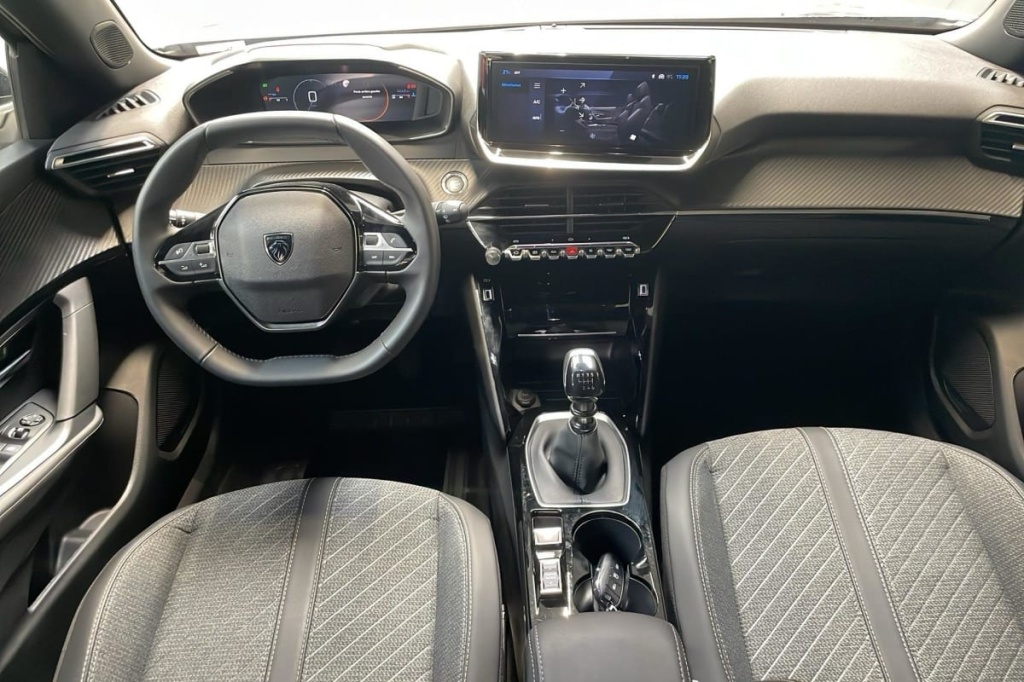 PEUGEOT 2008 100 S S BVM6 Allure - ref: 1-384956 - Photo 17