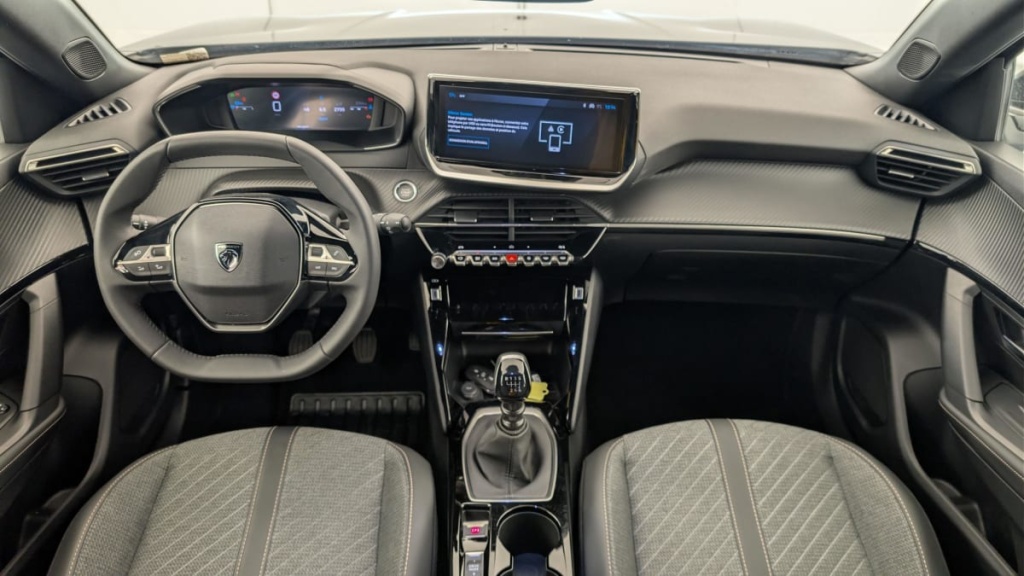 PEUGEOT 2008 100 S S BVM6 Allure - ref: 1-384958 - Photo 13