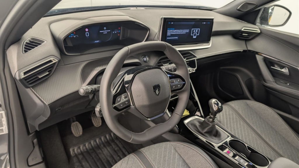 PEUGEOT 2008 100 S S BVM6 Allure - ref: 1-384958 - Photo 15