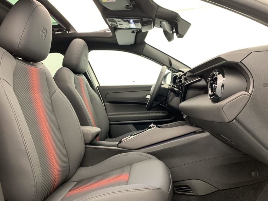 ALFA ROMEO Junior 1.2 Ibrida 145 ch e-DCT6 Q4 Ti - ref: 1-385509 - Photo 9