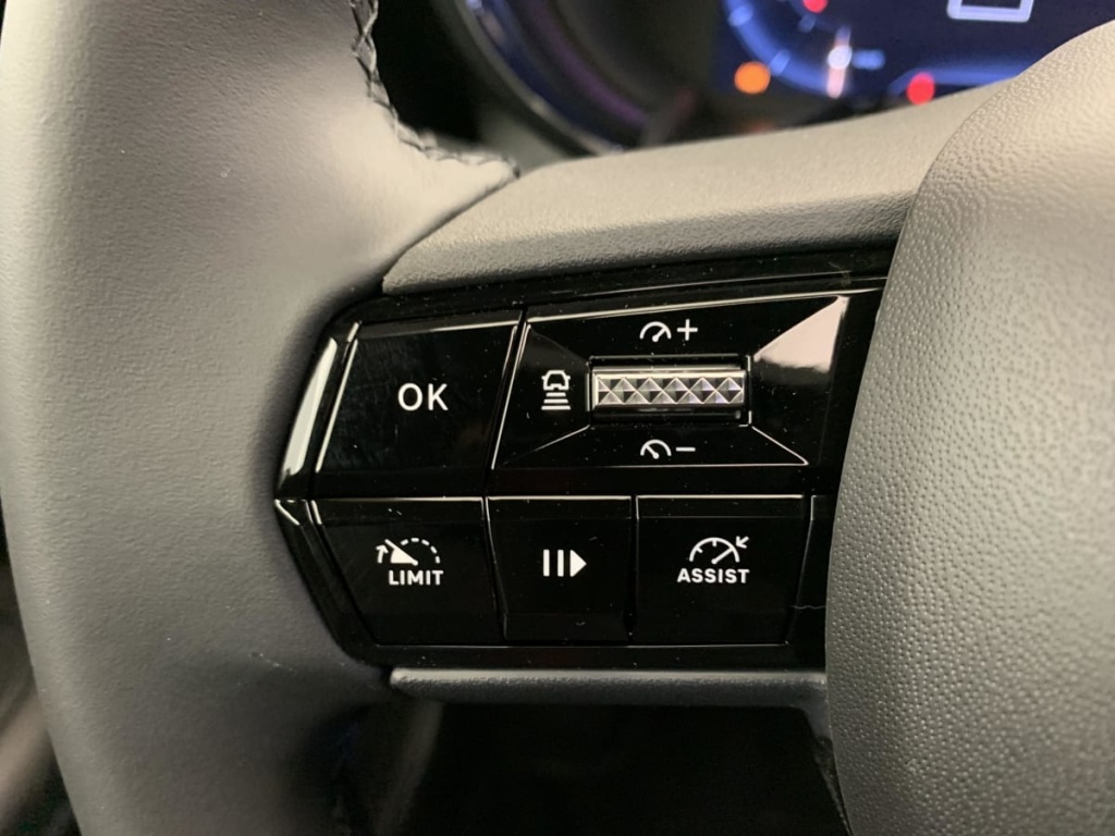 ALFA ROMEO Junior 1.2 Ibrida 145 ch e-DCT6 Q4 Ti - ref: 1-385510 - Photo 15