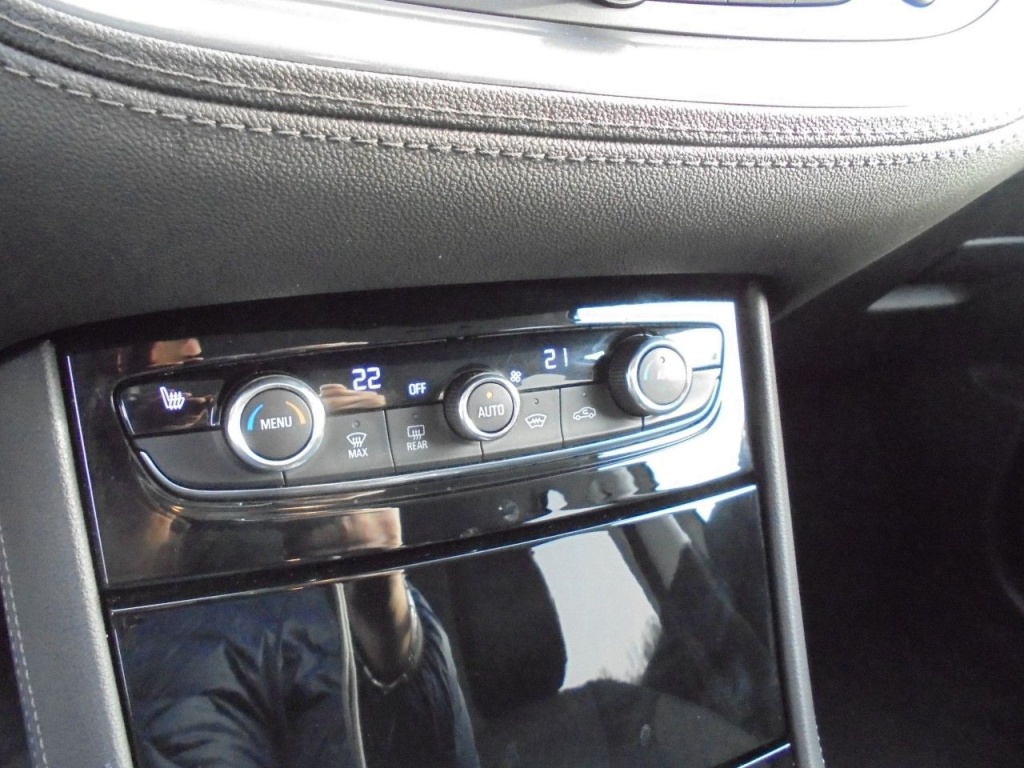 OPEL Grandland 1.6 HYBRID TURBO 300 AT8 ULTIMATE - ref: 2-627428 - Photo 14