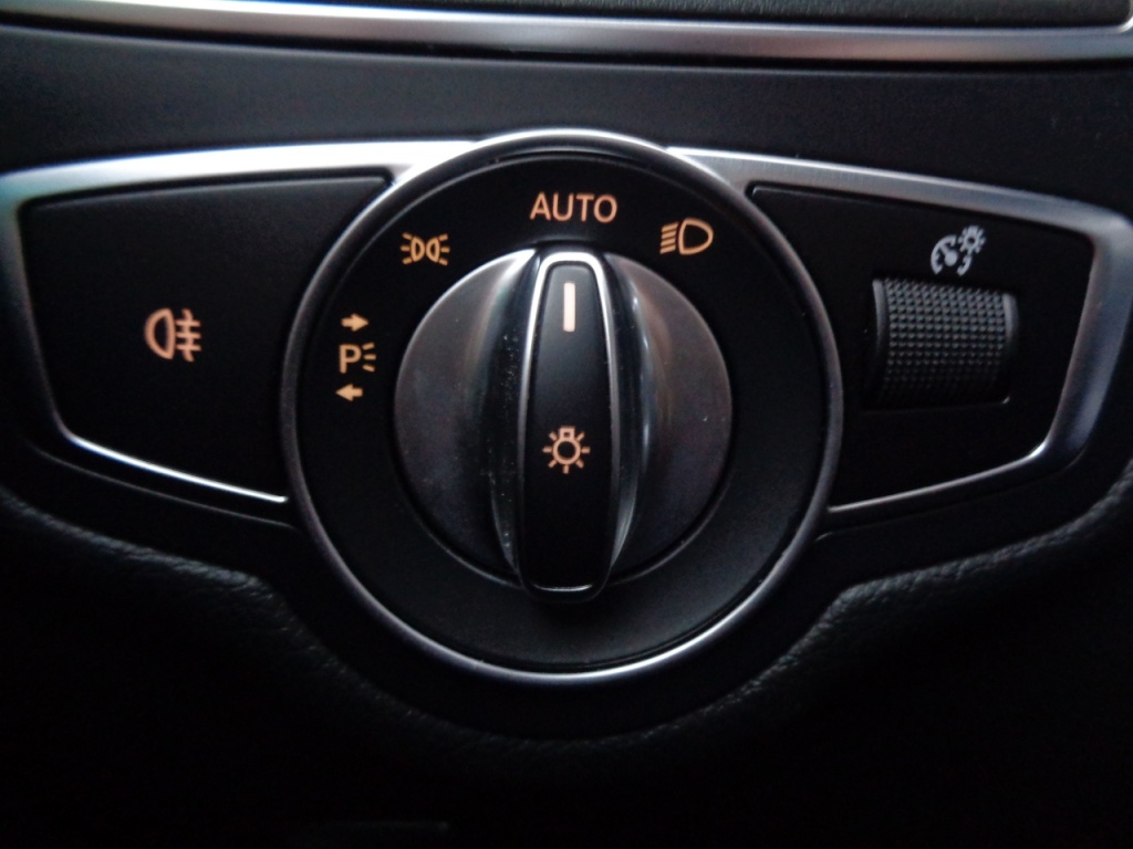 MERCEDES CLASSE C BREAK 220D 194CH AUTO AMG LINE - ref: 2-654496 - Photo 15