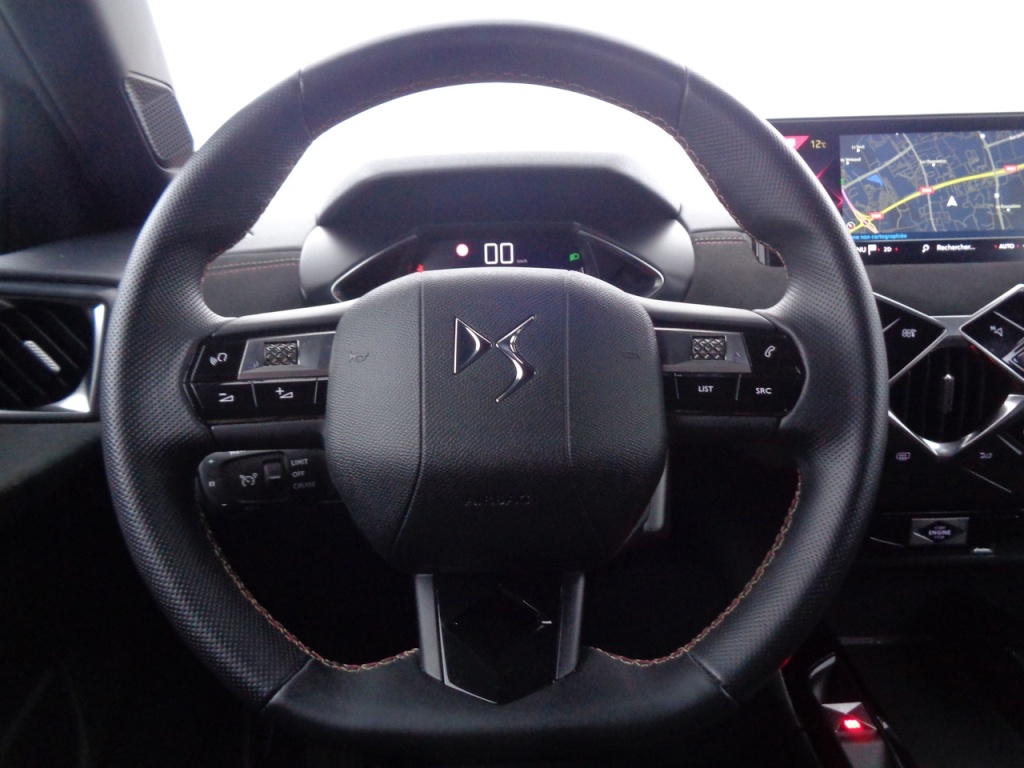 DS ds3 crossback 1.5BLUEHDI 110 PERFORMANCE LINE - ref: 2-655103 - Photo 16