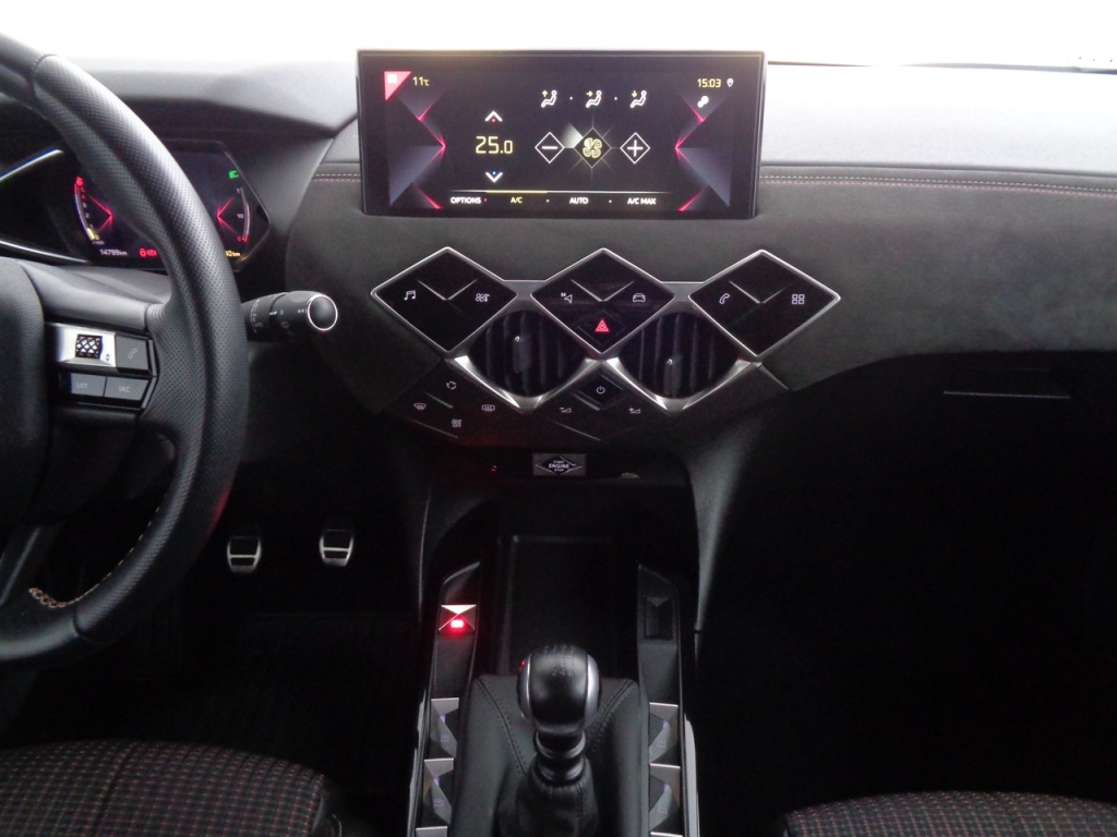 DS DS3 Crossback 1.5BLUEHDI 110 PERFORMANCE LINE - ref: 2-655125 - Photo 7