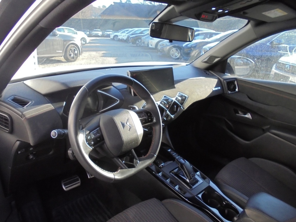 DS ds3 crossback 1.5 BLUEHDI 130 BVA PERF. LINE - ref: 2-660835 - Photo 4