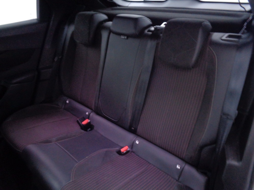 DS ds3 crossback 1.5BLUEHDI 110 PERFORMANCE LINE - ref: 2-660932 - Photo 13