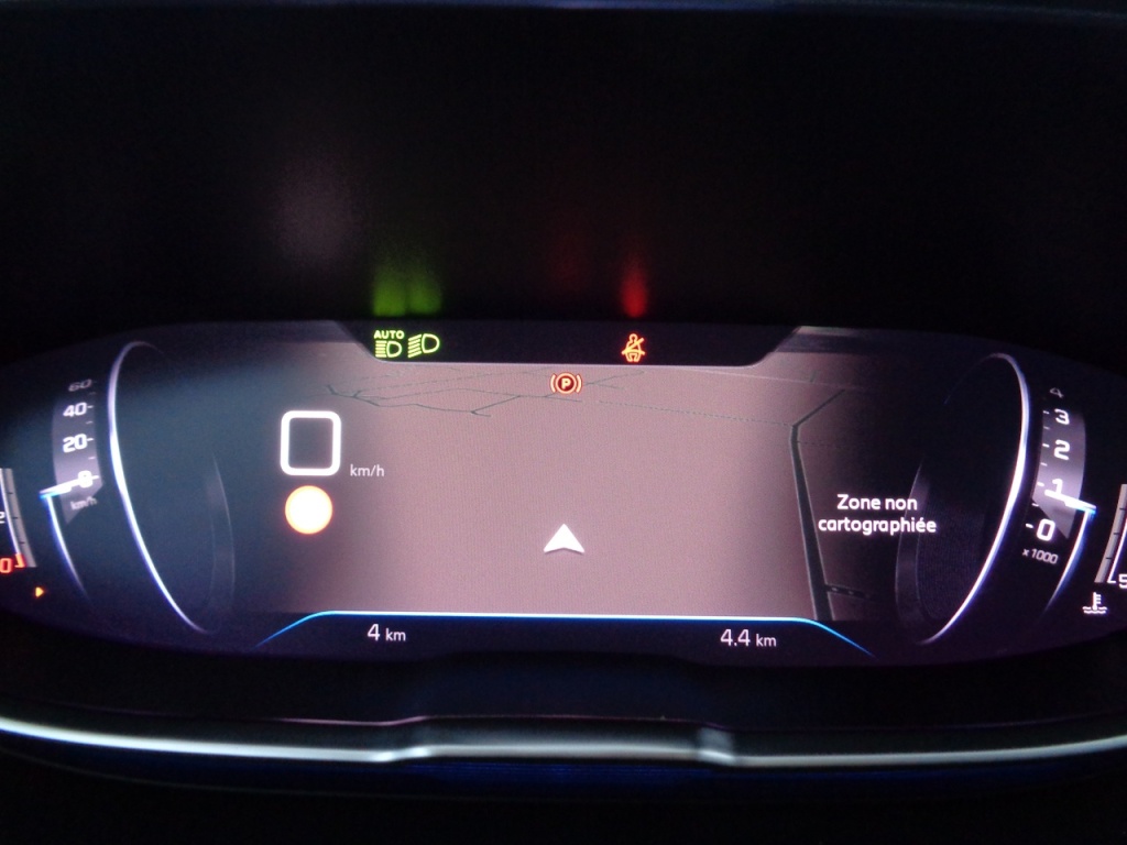 PEUGEOT 3008 1.2 PURETECH 130CH ALLURE - ref: 2-675348 - Photo 4