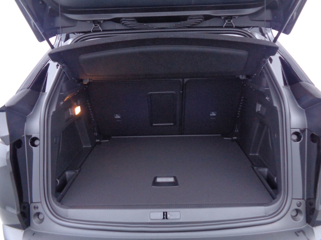 PEUGEOT 3008 1.2 PURETECH 130CH ALLURE - ref: 2-675348 - Photo 8