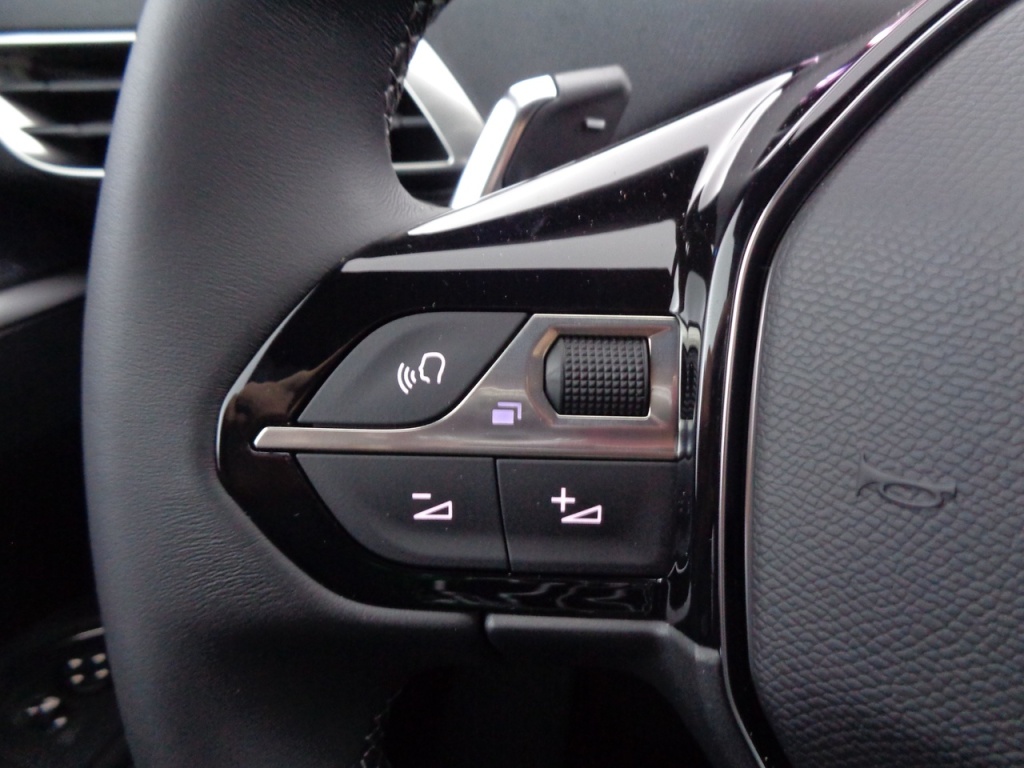 PEUGEOT 5008 1.2 PURETECH 130CH EAT8 ALLURE PACK - ref: 2-677239 - Photo 13
