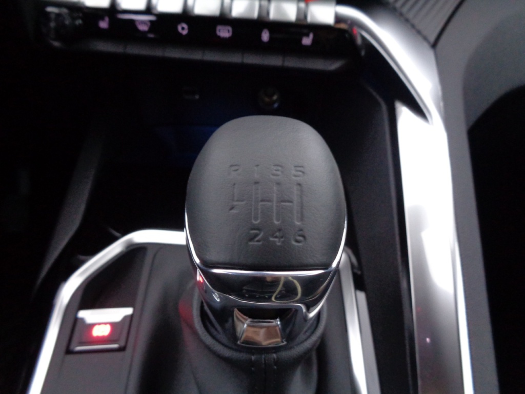 PEUGEOT 5008 1.2 PURETECH 130CH ACTIVE PACK - ref: 2-683787 - Photo 17