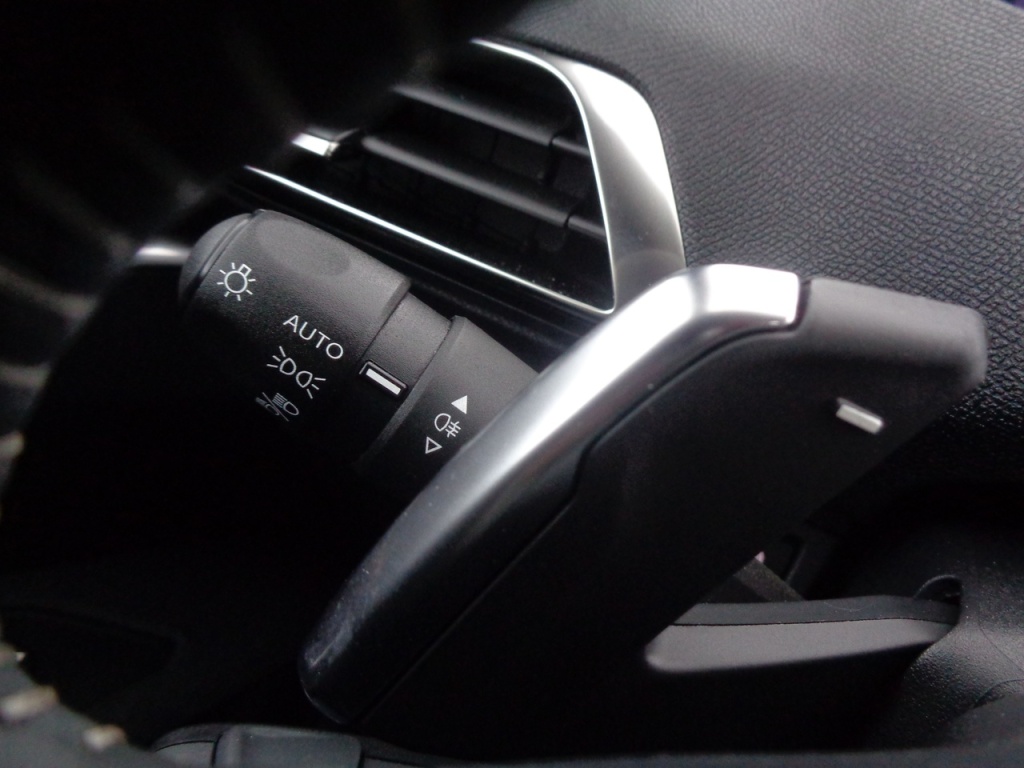 PEUGEOT 5008 1.2 PURETECH 130CH EAT8 ACTIVE PACK - ref: 2-683811 - Photo 13