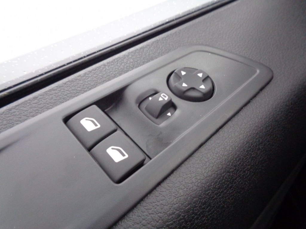 PEUGEOT EXPERT CABINE APPROFONDIE LONG 2.0 BLUEHDI 140CH CONFORT PLUS - ref: 2-685660 - Photo 17