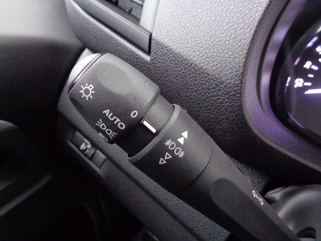 PEUGEOT EXPERT CABINE APPROFONDIE LONG 2.0 BLUEHDI 140CH CONFORT PLUS - ref: 2-685660 - Photo 9