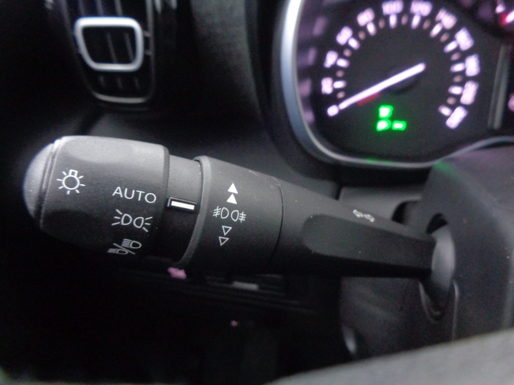 CITROEN C3 AIRCROSS 1.2 PURETECH 130CH EAT6 SHINE - ref: 2-690113 - Photo 8