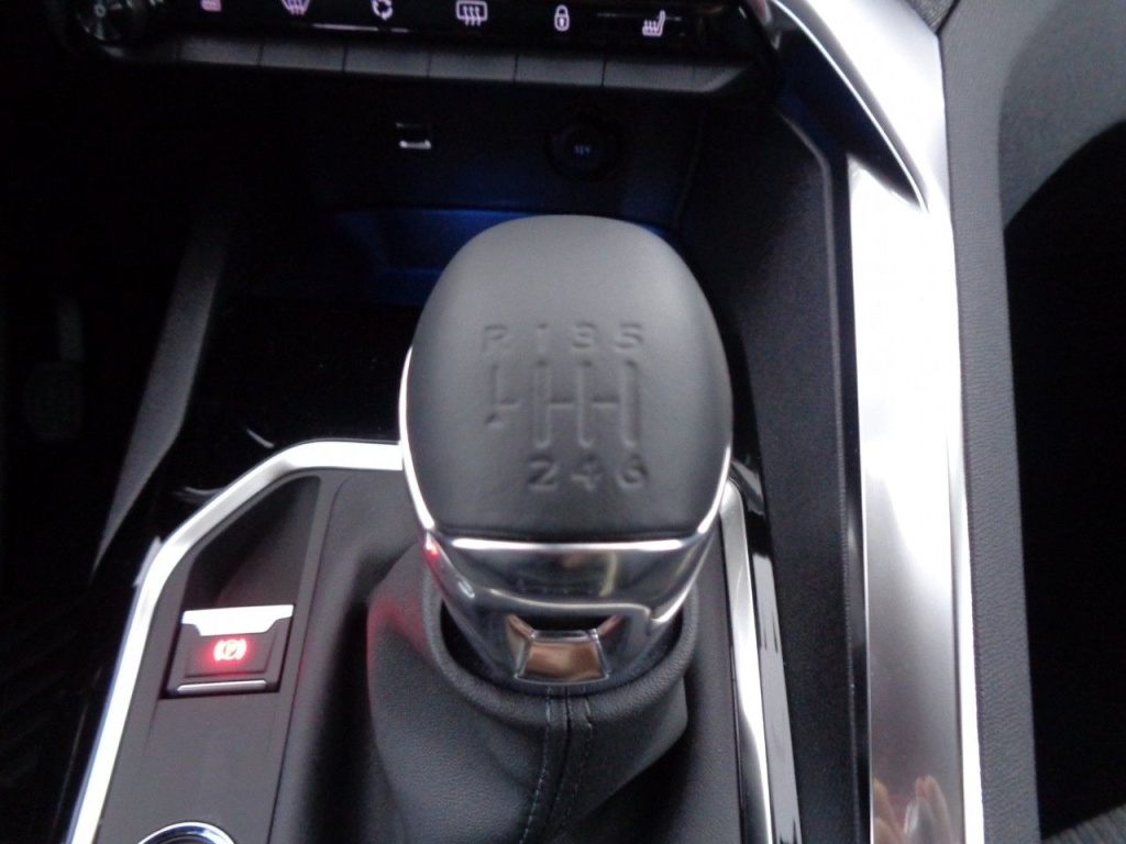 PEUGEOT 3008 1.2 PURETECH 130CH ALLURE PACK - ref: 2-703012 - Photo 13